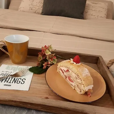 - Sweet Mayleen Apartment Meran