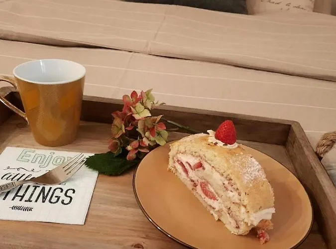 - Sweet Mayleen 公寓 梅拉诺